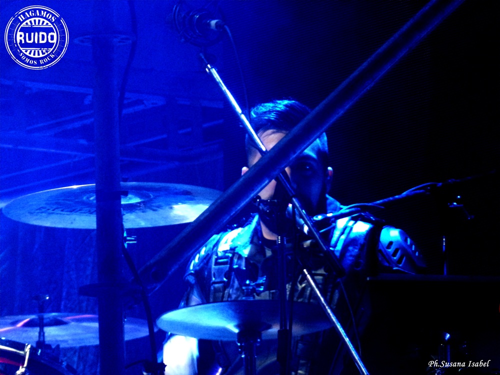 eruca en el luna cuatro